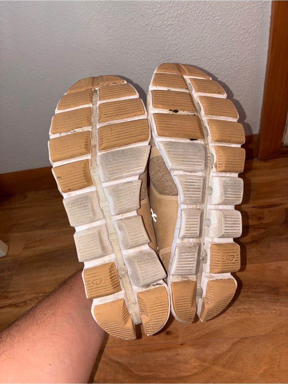 On Cloud 5 Terry Men’s Running Athletic Sneaker Shoes, tan/cork - Size 9.5 - Picture 7 of 10